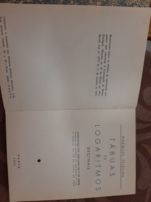 2 Livros Antigos - Matemática e Logaritmos