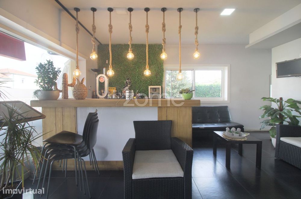 Trespasse Restaurante, Churrasqueira e Take-Away, Trofa (EN)