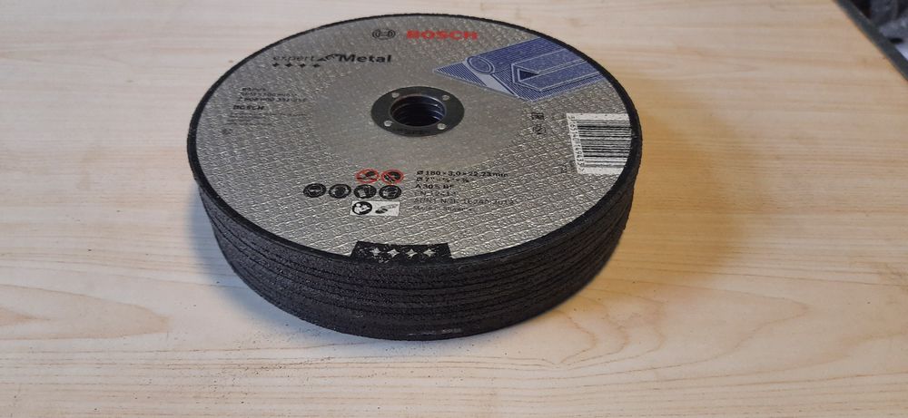 Продам круг отрезной 180мм.