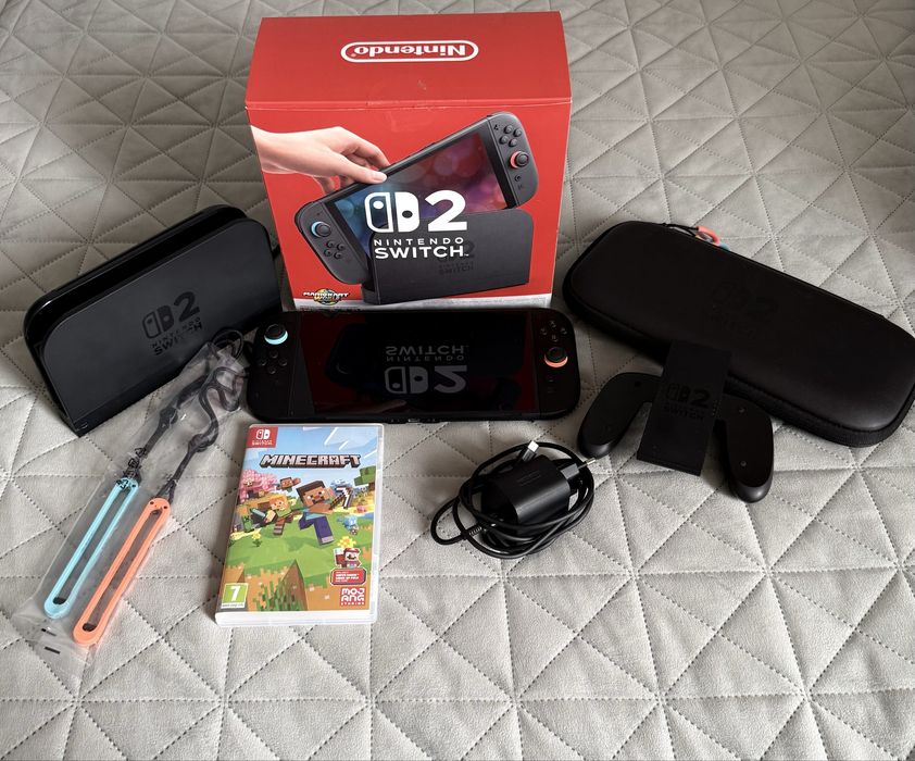 Nintendo Switch 2 + Mario Kart World