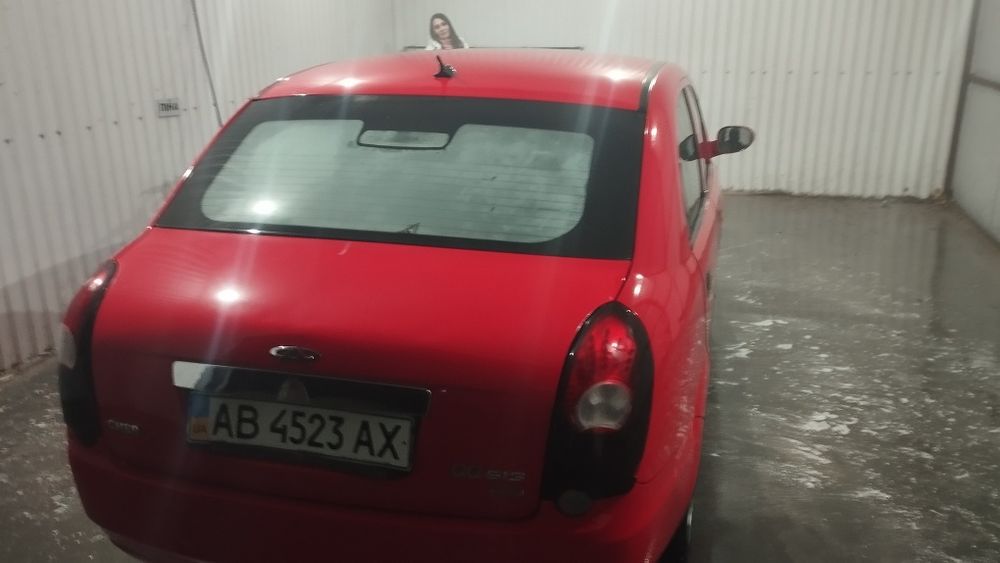 Авто Чері джага.