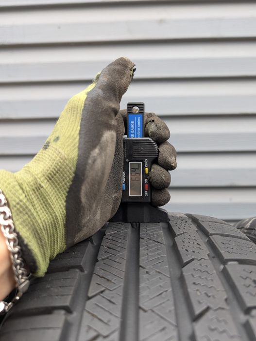 Комплект зимових шин Continental 205/55 R17 205*55 17 ContiWinterConta