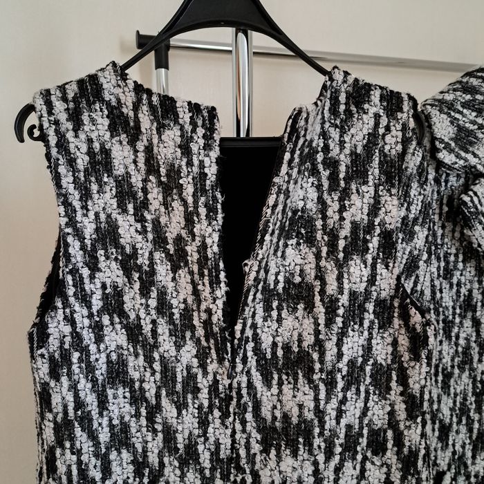 Комплект жіночий: пальто та сарафан