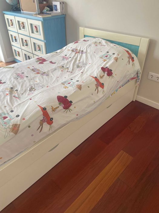 Cama de solteiro com gaveta | 2 colchões | 1 estrado