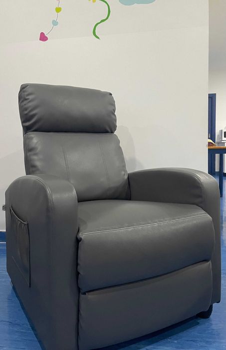 POLTRONA RECLINÁVEL MANUAL - conforto e praticabilidade para todos