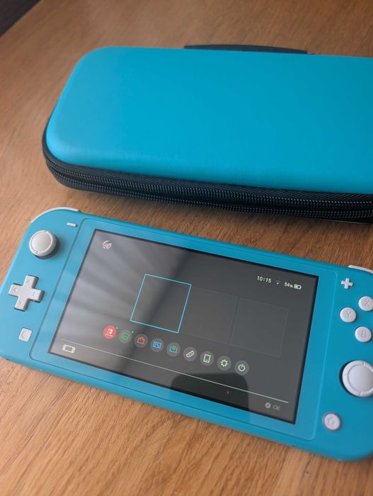 Nintendo Switch Lite (Блакитна) + Чохол