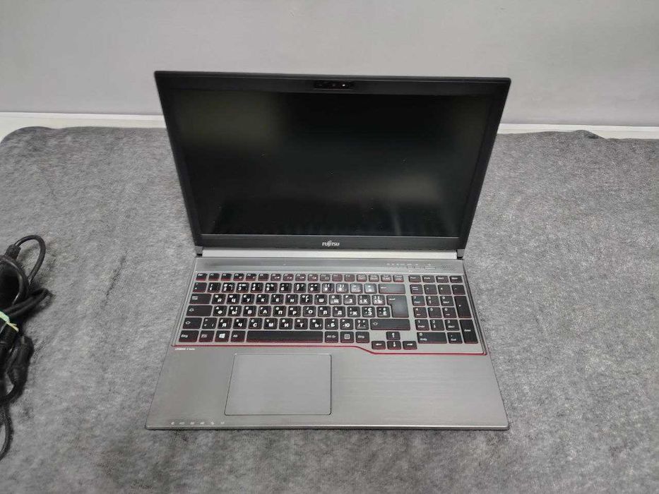 Fujitsu LifeBook E756