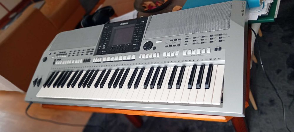Teclado Yamaha psr s 900
