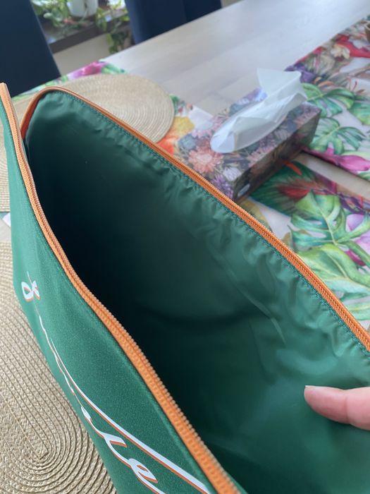 Lacoste etui na laptopa