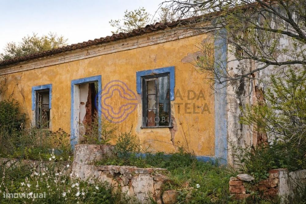 Entre a serra e o litoral. Terreno 4.000 m2 | Construção até 600m2 | 2