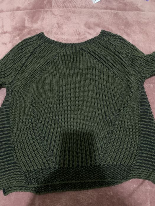 Camisola de lã verde-seco/preto escuro tamanho M