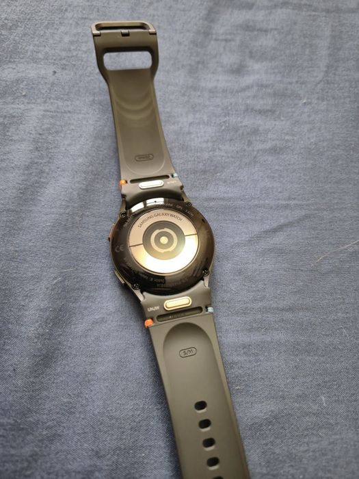 Смарт часы galaxy watch fe