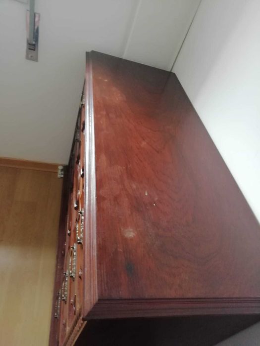 Quarto de casalo com estrado e colchão - Para Desocupar em Bom Estado