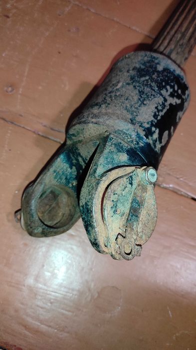 Вилка шліцева газ 52