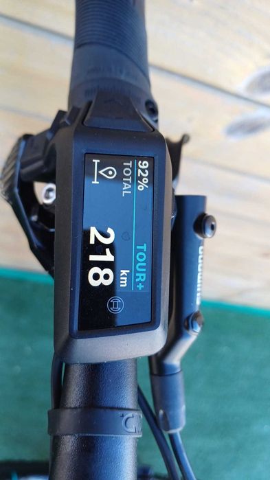 Bicicleta CUBE Stereo Hybrid ONE22 Race 800 – Como Nova | Apenas 200 km | 2025