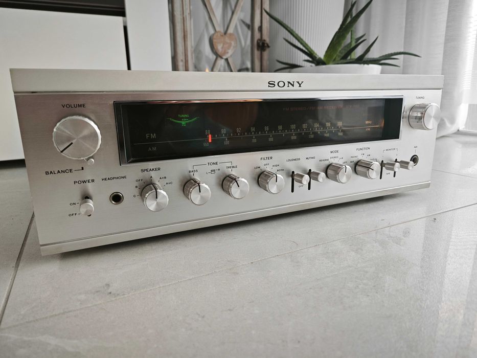 Amplituner Sony STR-7055, Vintage