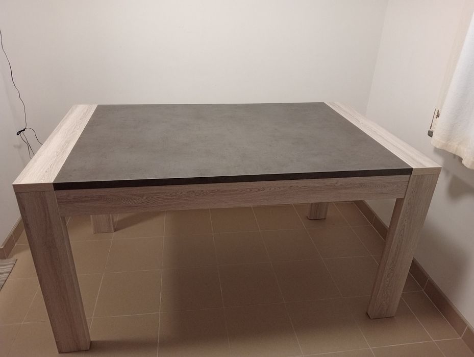 Mesa para sala / cozinha