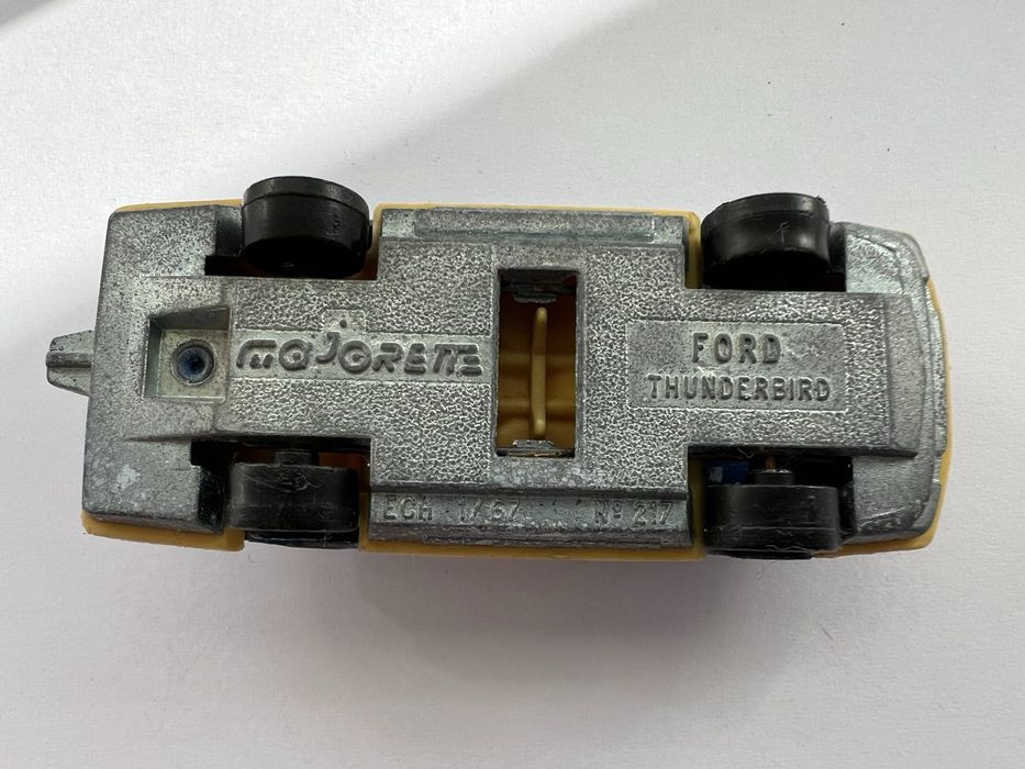 Majorette Ford Thunderbird