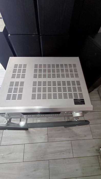 Amplituner ONKYO TX-SR674 E