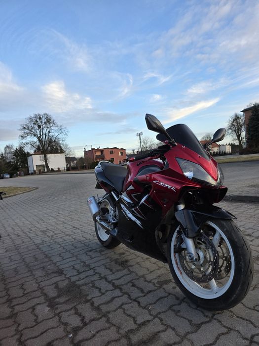 Honda Cbr 600 F4i Wtrysk 2002