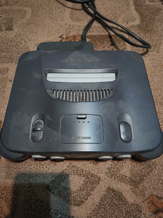 Nintendo 64 + gra