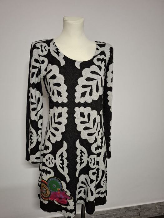 Sukienka Desigual