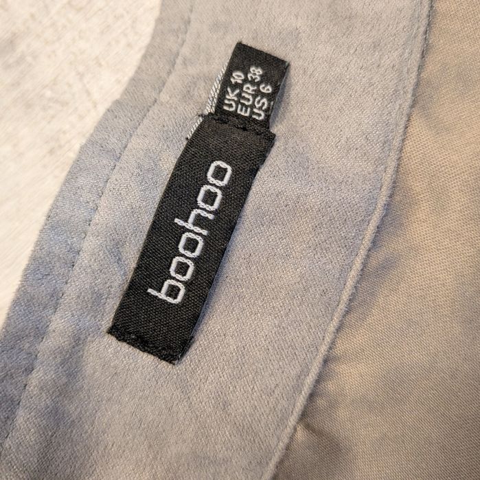 Жіночий бомпер жіноча куртка ветровка розмір 36-38 ((S-M) від Boohoo