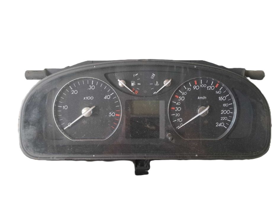 CAIXA DE FUSIVEIS RENAULT LAGUNA 2.2 DCI 2004