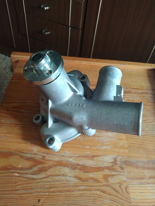 Насос водяний Газель