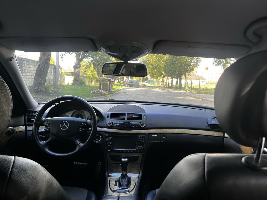 Продам Mercedes-Benz W211