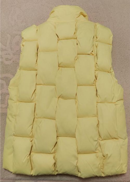 Новая стильная женская жилетка в красивом лимонном цвете, размер L.