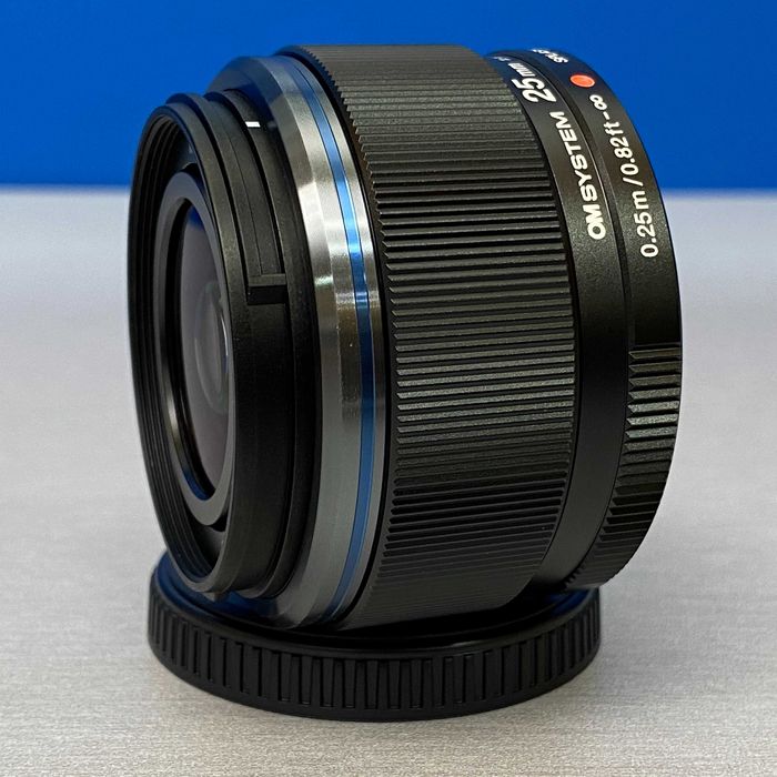 OM System M.Zuiko Digital 25mm f/1.8 II | NOVA | 3 ANOS DE GARANTIA