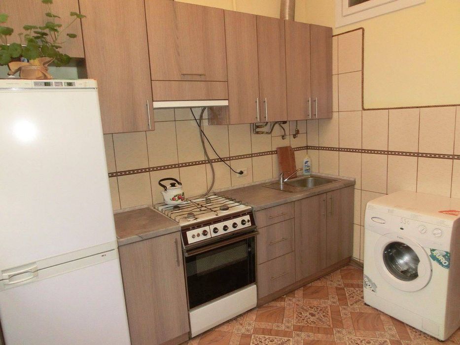 Продаж 2к квартири в центрі вул Шептицьких ближче до Костелу