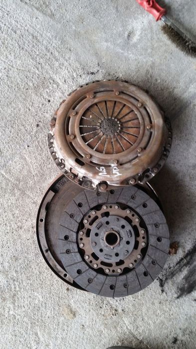 SPRZĘGŁO KOMPLETNE DWUMAS CITROEN PEUGEOT 1.6HDI