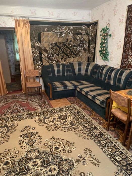 Продаж будинку в Краснопіллі з гаражем.