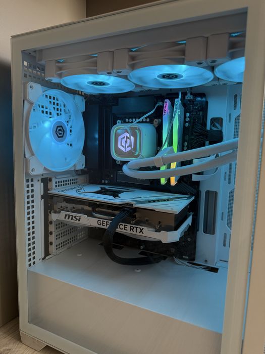 RTX 4070 TI Super 16 gb MSI White