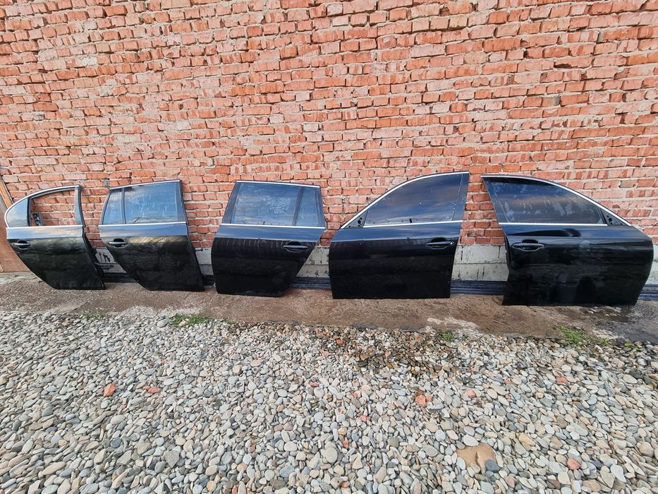 Двері БМВ Е60 Е61 Двери Дверь BMW E60 E61 Розборка Шрот Запчастини