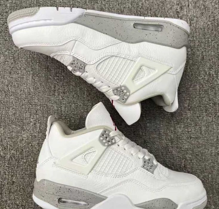 Jordan Air Jordan 4 Retro White Thunder.42