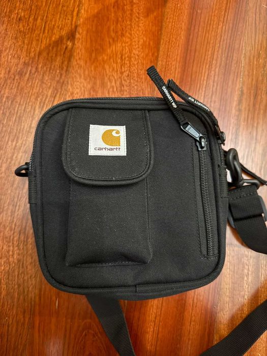 Bolsa Tiracolo Carhartt Preta como nova