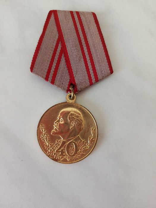 Продам сувенир СССР одним ц