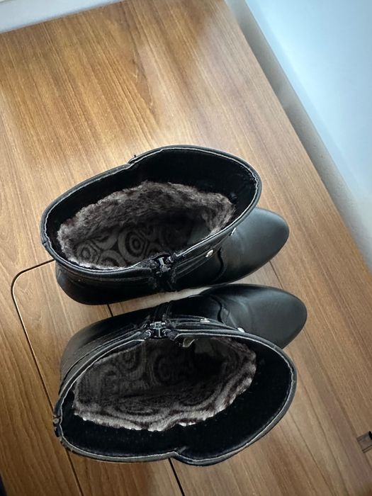 Botas Pretas Nº 36