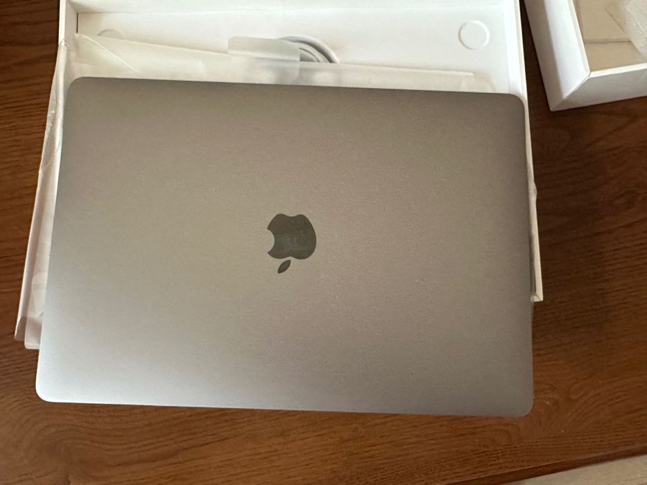 Mac book air с гарантией