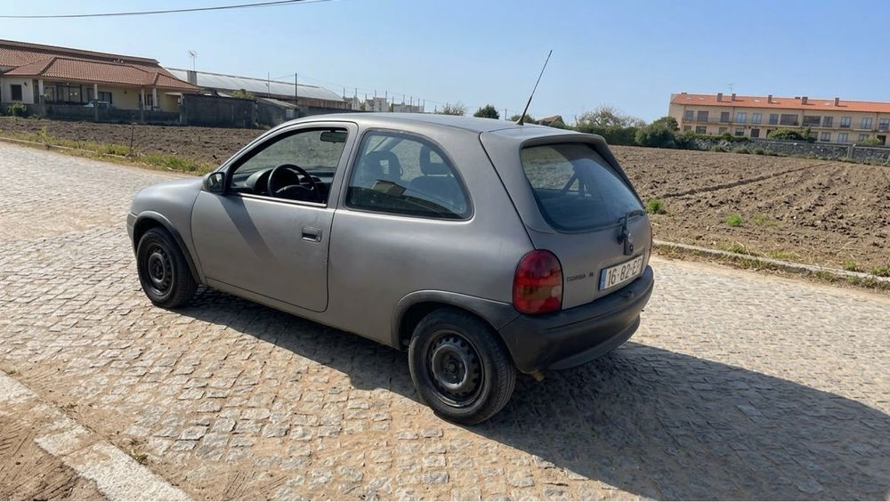 Opel corsa B 1.5 gasoleo 5 lugares