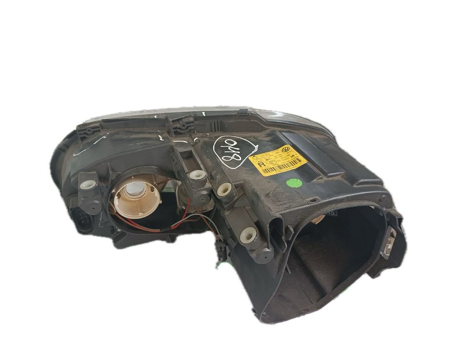Ótica / farol direita VOLKSWAGEN Touran (1T)