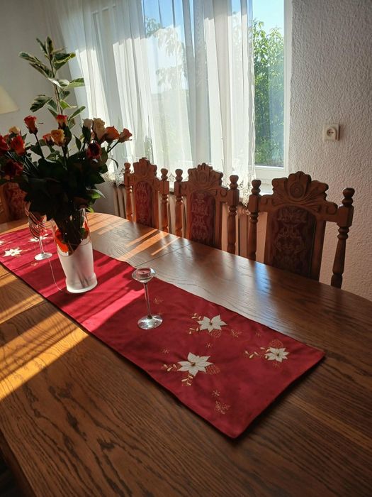 Duży rozkładany stół jadalniany + komplet 8 krzeseł