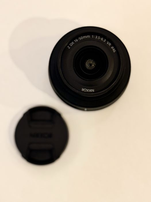 Nikon Z30 z obiektywem Nikkor DX 16-50mm