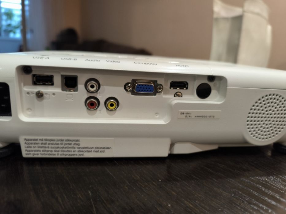 Продам проектор EPSON EB-S41 (V11H842040)