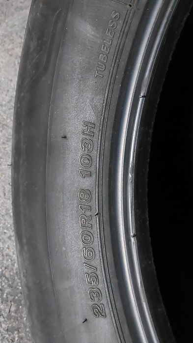 4 pneus Bridgestone Allenza 001 para SUV eléctrico