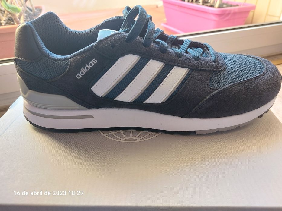 Adidas Runs 80 novas