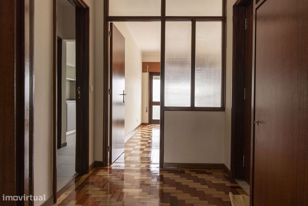 Primeira Locação Apartamento  Renovado